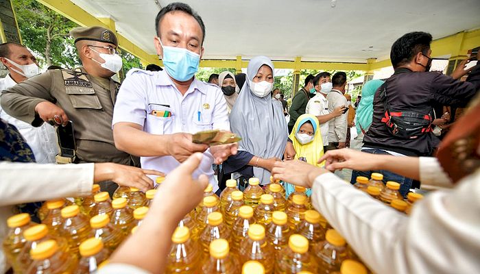 Harga Minyak Goreng Masih 'Panas', Ridwan Kamil Berharap Pemerintah Pusat Segera Mengendalikan